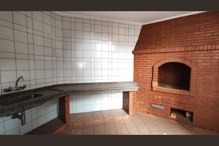 Casa à venda com 180m², 3 quartos e 3 vagasÁrea Externa