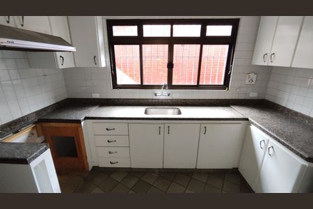 Casa à venda com 180m², 3 quartos e 3 vagasCozinha