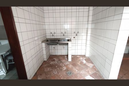 Casa à venda com 180m², 3 quartos e 3 vagasÁrea de Serviço