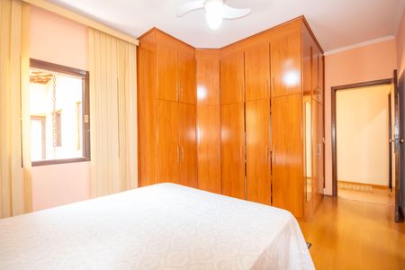 Casa à venda com 377m², 3 quartos e 5 vagasSuíte