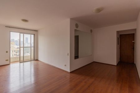 Sala de apartamento à venda com 2 quartos, 69m² em Vila Madalena, São Paulo