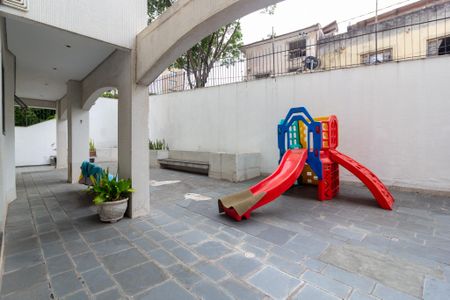 Apartamento à venda com 69m², 2 quartos e 1 vaga Apartamento à venda com 69m², 2 quartos e 1 vagaÁrea comum - Playground