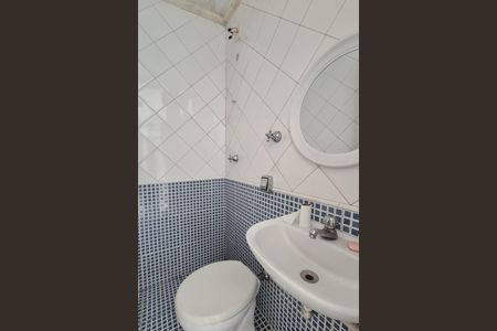 Casa para alugar com 126m², 3 quartos e 2 vagasBanheiro de Serviço