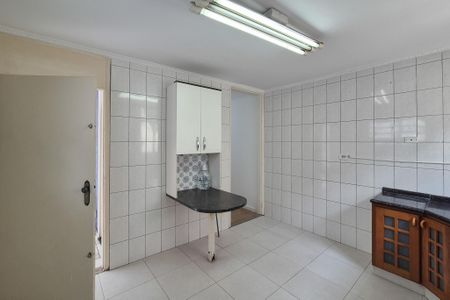 Casa para alugar com 126m², 3 quartos e 2 vagasCozinha - Armários