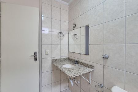 Casa para alugar com 126m², 3 quartos e 2 vagasBanheiro Social