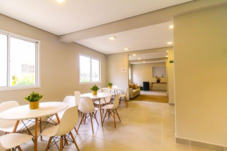 Apartamento para alugar com 30m², 2 quartos e sem vaga Apartamento para alugar com 30m², 2 quartos e sem vagaÁrea comum - Salão de festas