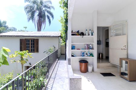 Casa à venda com 280m², 3 quartos e 4 vagas Casa à venda com 280m², 3 quartos e 4 vagasÁrea de Serviço