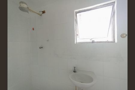 Casa para alugar com 1 quarto, 45m² em Jardim Santo Elias, São Paulo