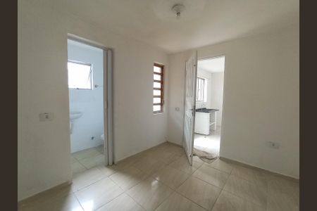 Casa para alugar com 1 quarto, 45m² em Jardim Santo Elias, São Paulo