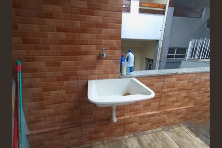 Casa para alugar com 1 quarto, 45m² em Jardim Santo Elias, São Paulo