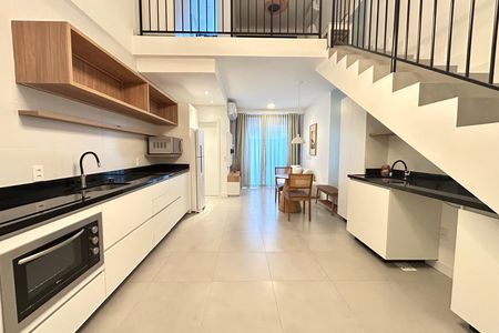 Sala  de apartamento para alugar com 1 quarto, 63m² em Centro, Florianópolis