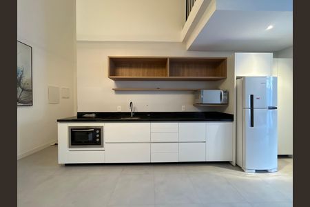 Cozinha  de apartamento para alugar com 1 quarto, 63m² em Centro, Florianópolis