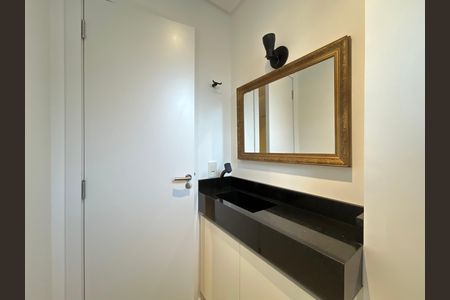 Lavabo de apartamento para alugar com 1 quarto, 63m² em Centro, Florianópolis