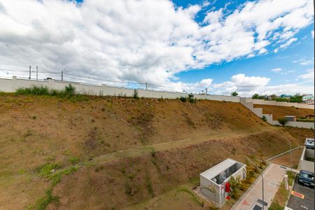 Vista Quarto 1 de apartamento para alugar com 3 quartos, 67m² em Palmeiras, Belo Horizonte