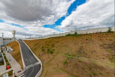 Vista Sala de apartamento para alugar com 3 quartos, 67m² em Palmeiras, Belo Horizonte