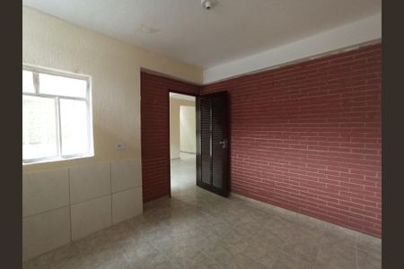 Casa para alugar com 2 quartos, 90m² em Jardim Santo Elias, São Paulo