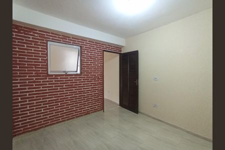 Casa para alugar com 2 quartos, 90m² em Jardim Santo Elias, São Paulo