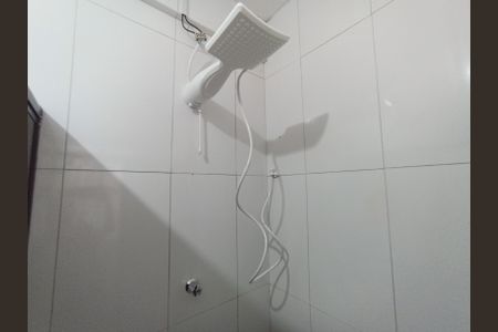 Casa para alugar com 2 quartos, 90m² em Jardim Santo Elias, São Paulo