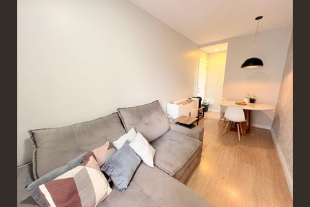 Sala de apartamento à venda com 3 quartos, 61m² em Parque Uniao, Jundiaí