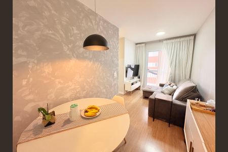 Sala de apartamento à venda com 3 quartos, 61m² em Parque Uniao, Jundiaí