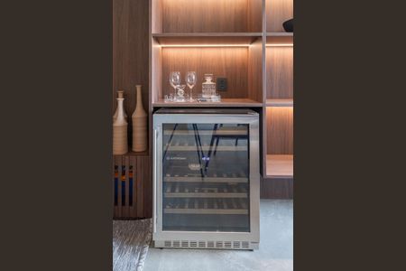 Apartamento à venda com 86m², 2 quartos e 2 vagas Apartamento à venda com 86m², 2 quartos e 2 vagasSala de Jantar