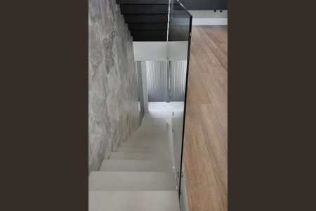 Apartamento para alugar com 125m², 1 quarto e 1 vagaEscada