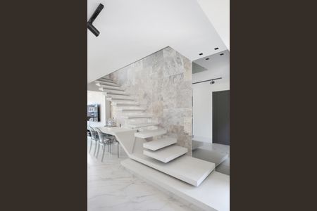 Apartamento para alugar com 125m², 1 quarto e 1 vagaEscada