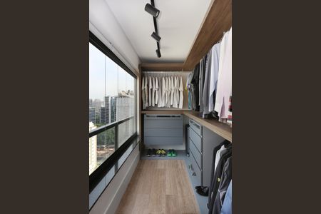 Apartamento para alugar com 125m², 1 quarto e 1 vagaClosert da Suíte