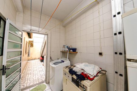 Casa à venda com 168m², 3 quartos e 3 vagasÁrea de Serviço