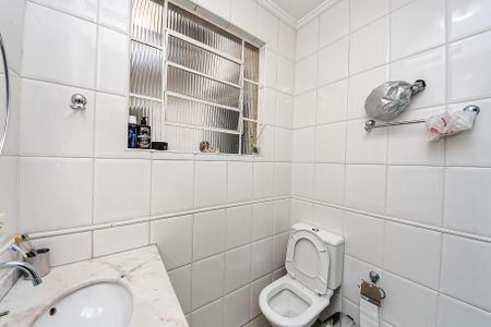 Casa à venda com 168m², 3 quartos e 3 vagasBanheiro Social