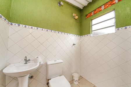 Casa à venda com 168m², 3 quartos e 3 vagasBanheiro Área gourmet