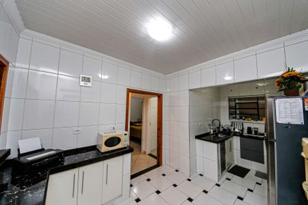 Casa à venda com 168m², 3 quartos e 3 vagasCozinha
