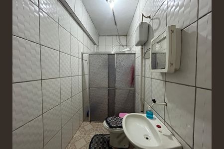 Casa à venda com 150m², 4 quartos e 3 vagas Casa à venda com 150m², 4 quartos e 3 vagasBanheiro Social