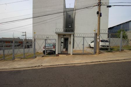 Apartamento para alugar com 60m², 2 quartos e 1 vagaFachada