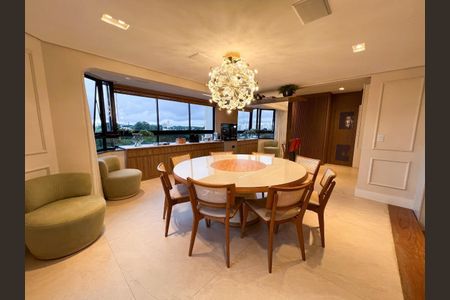 Foto 18 de apartamento à venda com 4 quartos, 250m² em Indianópolis, São Paulo