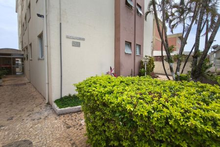 Apartamento à venda com 66m², 2 quartos e sem vagaÁrea comum
