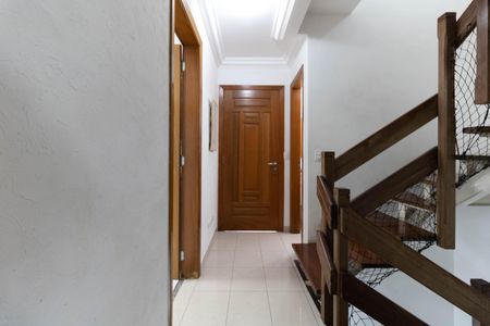 Casa de condomínio à venda com 181m², 3 quartos e 2 vagasEntrada