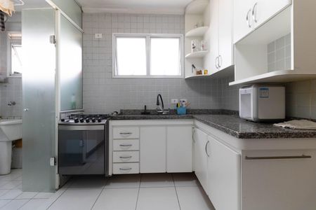 Casa de condomínio à venda com 181m², 3 quartos e 2 vagasCozinha