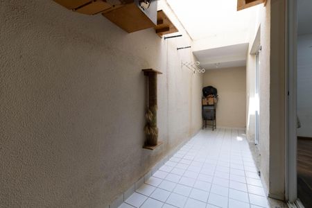 Casa de condomínio à venda com 181m², 3 quartos e 2 vagasVaranda Sala