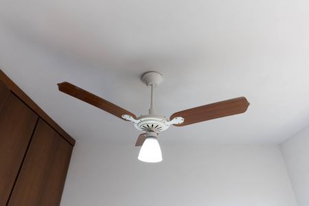 Casa de condomínio à venda com 181m², 3 quartos e 2 vagasQuarto 2