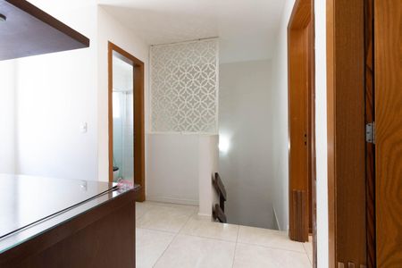 Casa de condomínio à venda com 181m², 3 quartos e 2 vagasEscritório