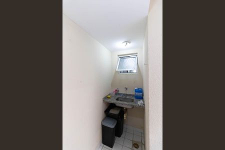 Casa de condomínio à venda com 181m², 3 quartos e 2 vagasLavabo