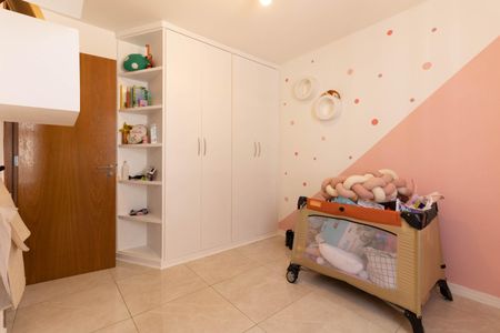 Casa de condomínio à venda com 181m², 3 quartos e 2 vagasQuarto 1