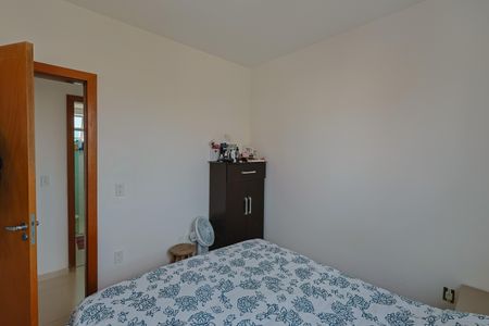 Apartamento à venda com 175m², 3 quartos e 4 vagas Apartamento à venda com 175m², 3 quartos e 4 vagasQuarto 2