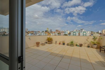 Apartamento à venda com 175m², 3 quartos e 4 vagas Apartamento à venda com 175m², 3 quartos e 4 vagasVaranda da Sala 2