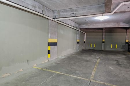 Apartamento à venda com 175m², 3 quartos e 4 vagas Apartamento à venda com 175m², 3 quartos e 4 vagasÁrea comum