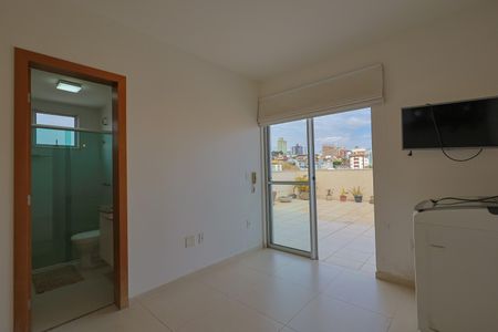 Apartamento à venda com 175m², 3 quartos e 4 vagas Apartamento à venda com 175m², 3 quartos e 4 vagasSala 2