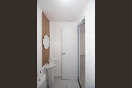 Apartamento para alugar com 32m², 2 quartos e sem vaga Apartamento para alugar com 32m², 2 quartos e sem vagaBanheiro Social
