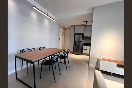 Apartamento para alugar com 2 quartos, 73m² em Pinheiros, São Paulo