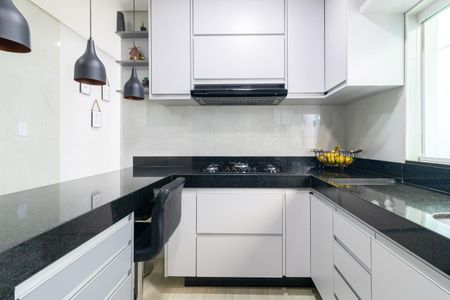 Casa à venda com 130m², 2 quartos e 2 vagasCozinha